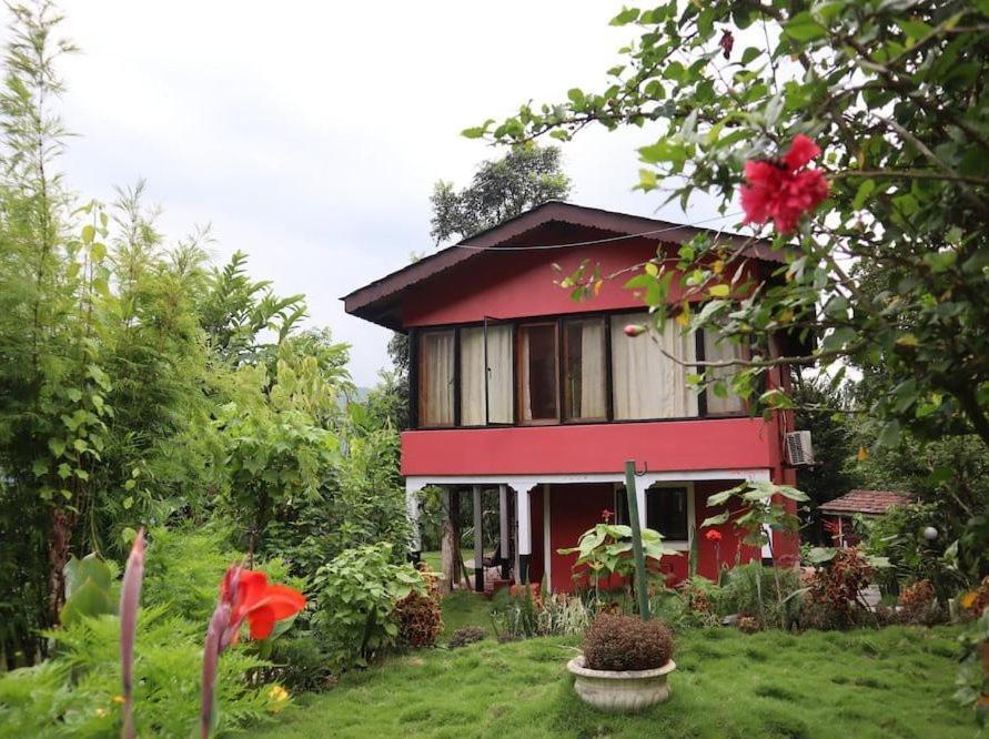 Castle Hotel Pokhara Exterior foto